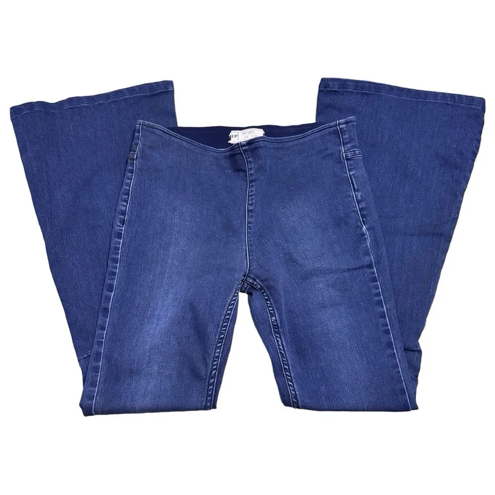 Free People designed accentuate